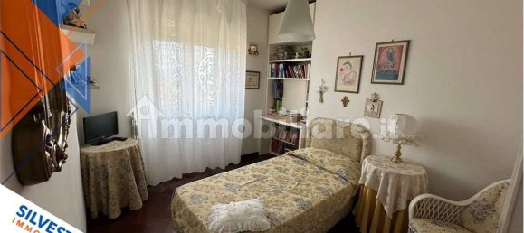 Квартира с 5 комнатами в Беневенто, Италия № 33821 23