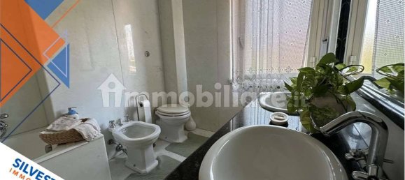 Квартира с 5 комнатами в Беневенто, Италия № 33821 25