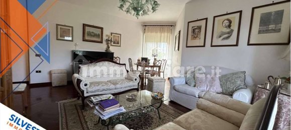 Квартира с 5 комнатами в Беневенто, Италия № 33821 13