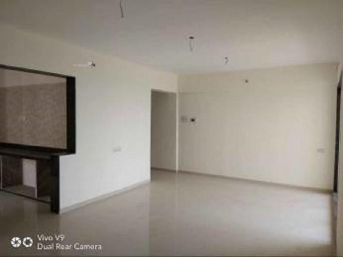 2 bedrooms House in Mumbai, India No. 2068