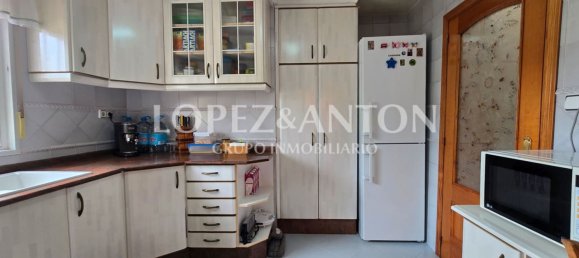 4 غرف نوم منزل في L'Eliana, Spain رقم 135632 18