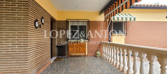 4 غرف نوم منزل في L'Eliana, Spain رقم 135632 9