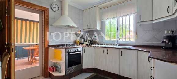 4 غرف نوم منزل في L'Eliana, Spain رقم 135632 15