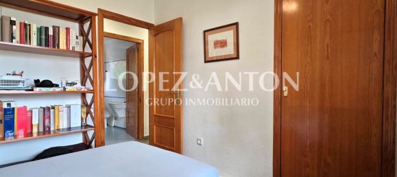 4 غرف نوم منزل في L'Eliana, Spain رقم 135632 34