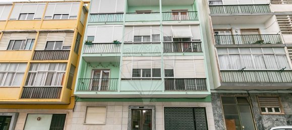 2 bedrooms Apartment in Lisbon, Portugal No. 97441 24