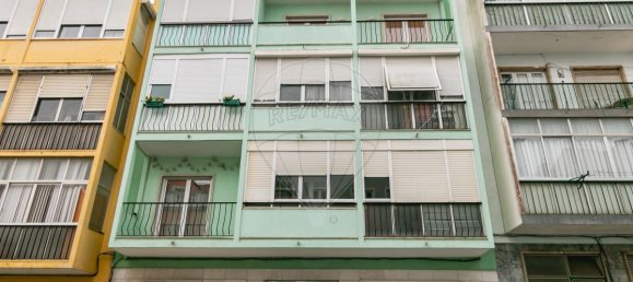 2 bedrooms Apartment in Lisbon, Portugal No. 97441 25