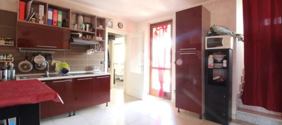 5 rooms Apartment in Santena, Italy No. 43723 2