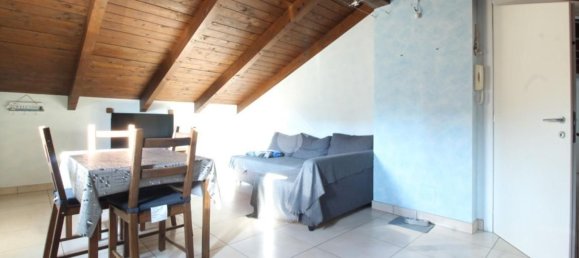 5 rooms Apartment in Santena, Italy No. 43723 12