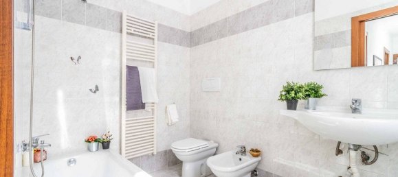 2 bedrooms Apartment in Uboldo, Italy No. 312505 14