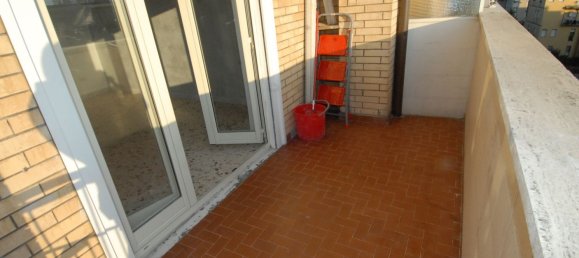 Квартира с 4 спальнями в Фрозиноне, Италия № 162202 12