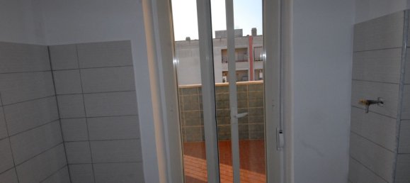 Квартира с 4 спальнями в Фрозиноне, Италия № 162202 19