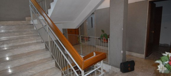 Квартира с 4 спальнями в Фрозиноне, Италия № 162202 23