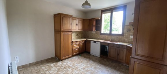 4 Schlafzimmer Haus in Chateauroux, France, Nr. 251741 4