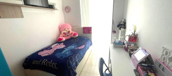 3 rooms Apartment in Capurso, Italy No. 15108 10