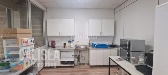 Коммерческая недвижимость 697м² в Барселона, Испания № 160562 11