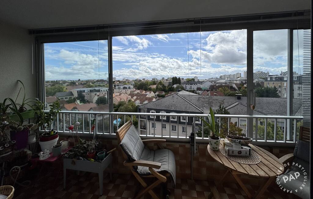 3 bedrooms Apartment in Saint-Gratien, France No. 328168