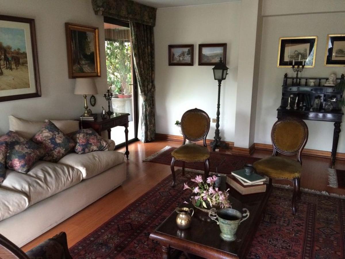 3 bedrooms Apartment in Santiago, Chile No. 2785