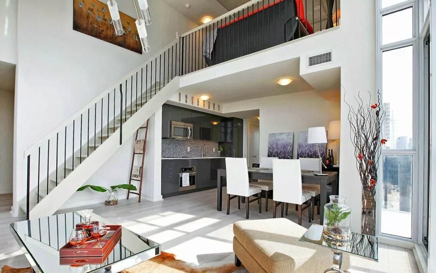 90m² Commercial property in Valencia, Spain No. 213902