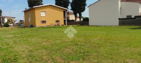 Земельный участок 2150м² в Ферно, Италия № 315687 2