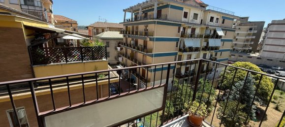 4 rooms Apartment in Benevento, Italy No. 300355 2