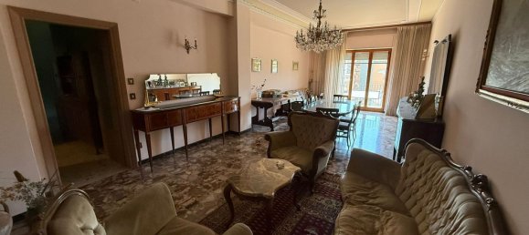 4 rooms Apartment in Benevento, Italy No. 300355 5