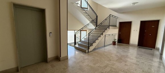 4 rooms Apartment in Benevento, Italy No. 300355 3