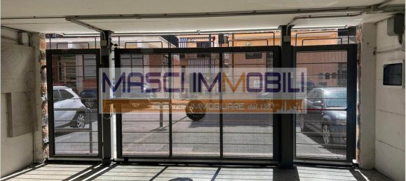 Garage à Fiano Romano, Italy 15m² No. 379578 2