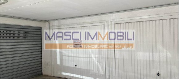 Garage à Fiano Romano, Italy 15m² No. 379578 3