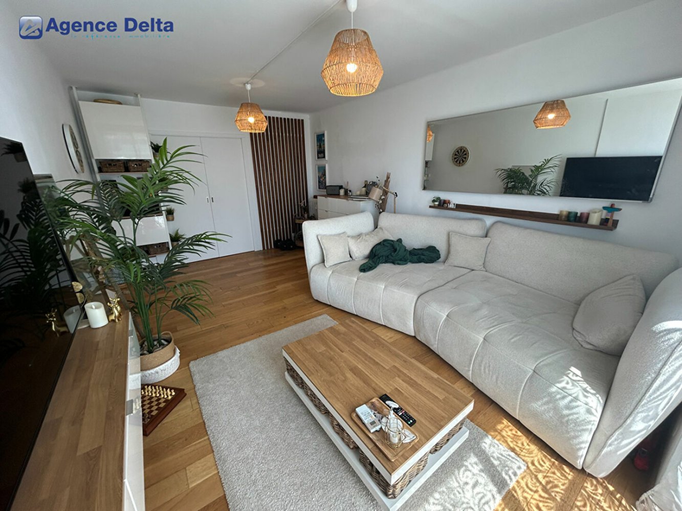 Квартира с 2 спальнями в Йер, Франция № 284793