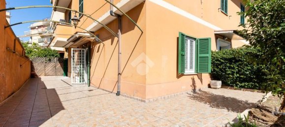 2 rooms Apartment in Rome, Italy No. 284411 5