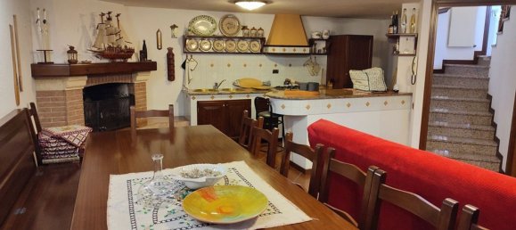 5 bedrooms House in Campo San Martino, Italy No. 358415 12