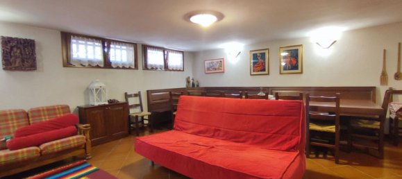 5 bedrooms House in Campo San Martino, Italy No. 358415 11