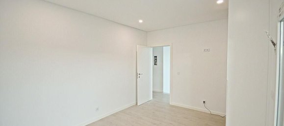 3 bedrooms Villa in Setubal, Portugal No. 132178 11