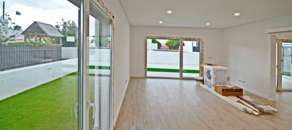 3 bedrooms Villa in Setubal, Portugal No. 132178 7