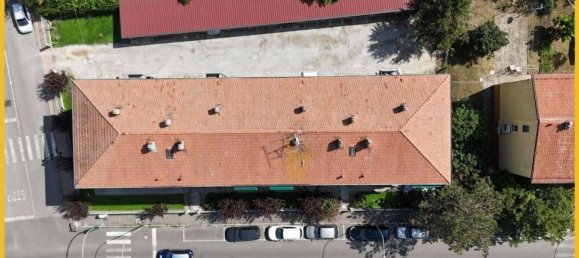 4 bedrooms Apartment in Molinella, Italy No. 362531 7