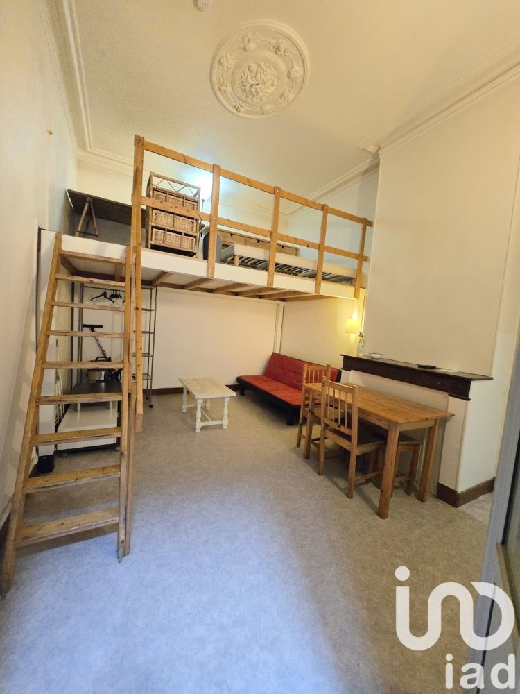 Studio in Bordeaux, France No. 102663