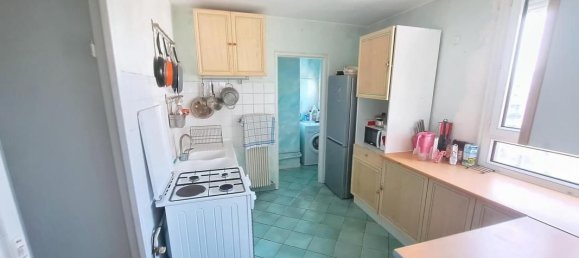 Apartamento de 4 dormitorios en Reims, France No. 267343 11