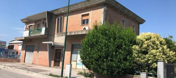 8 rooms House in Grosseto, Italy No. 281561 3