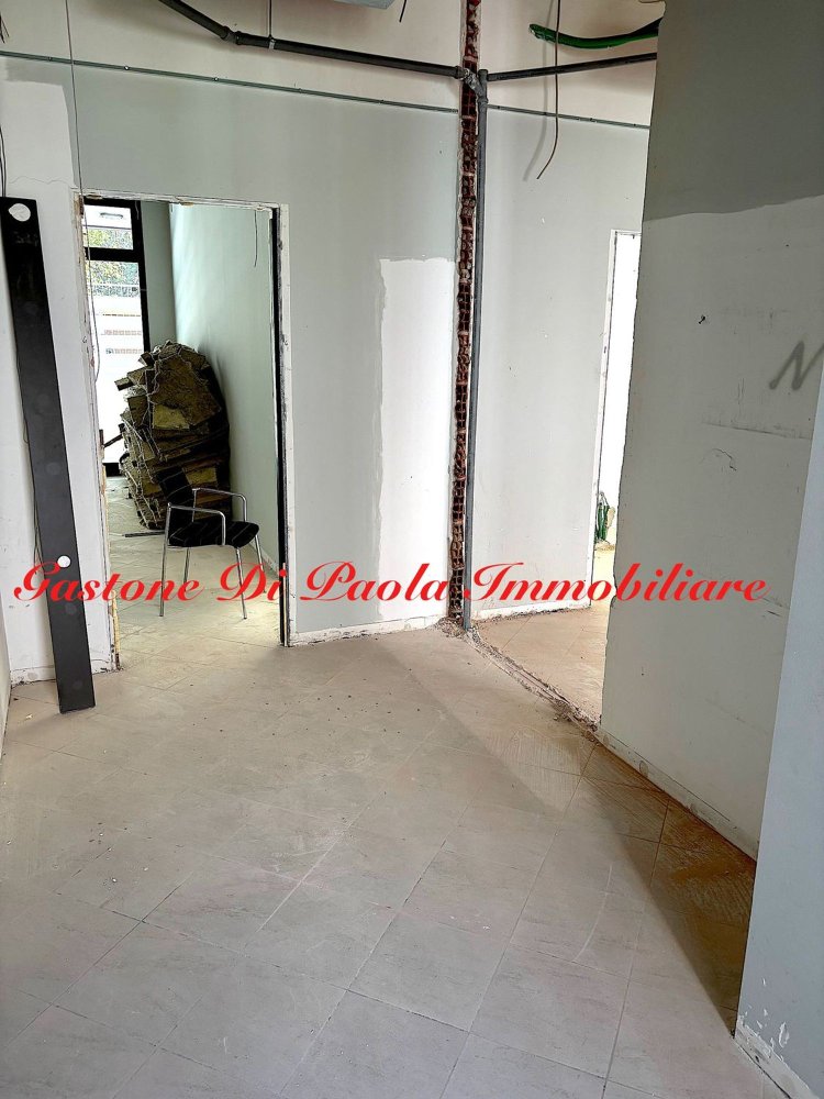 2 rooms Apartment in Milan, Italy No. 240084