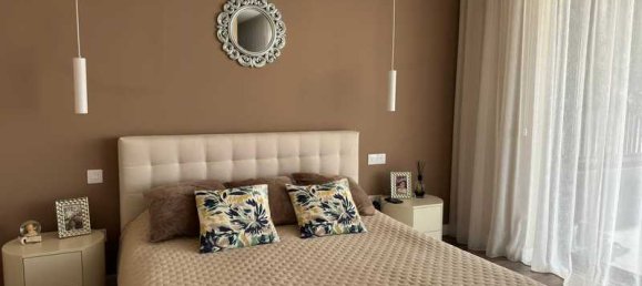 5 bedrooms Apartment in Limassol, Cyprus No. 11685 9