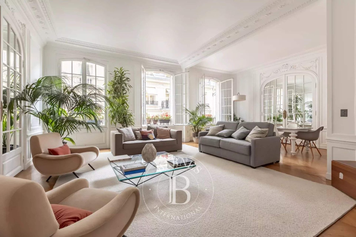 4 Schlafzimmer Wohnung in Paris, France, Nr. 174083