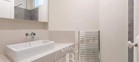 4 chambres Appartement à Paris, France No. 174083 42