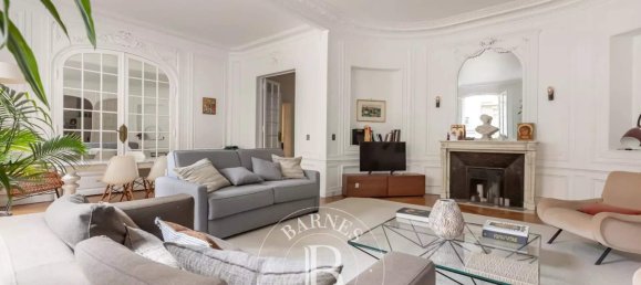4 chambres Appartement à Paris, France No. 174083 12
