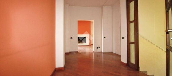 5 bedrooms Villa in Mariano Comense, Italy No. 295915 25