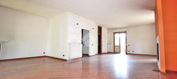 5 bedrooms Villa in Mariano Comense, Italy No. 295915 22