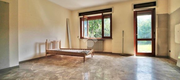 5 bedrooms Villa in Mariano Comense, Italy No. 295915 12