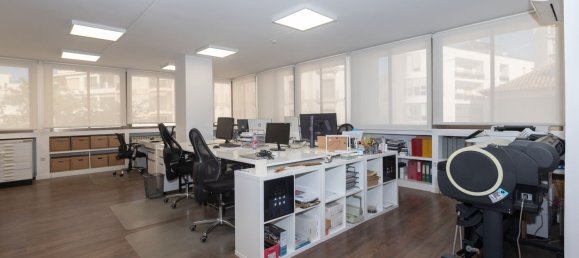 Apartamento de 3 dormitorios en Estepona, Spain No. 172597 9