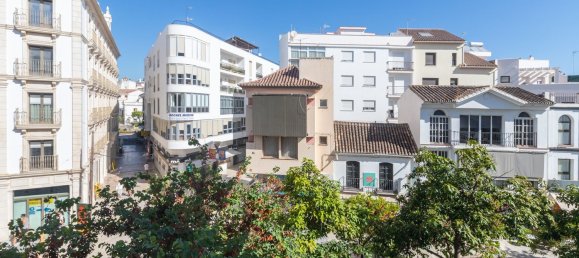 Apartamento de 3 dormitorios en Estepona, Spain No. 172597 21