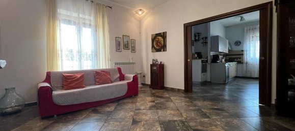 5-Zimmer Haus in Pastorano, Italy, Nr. 37577 4