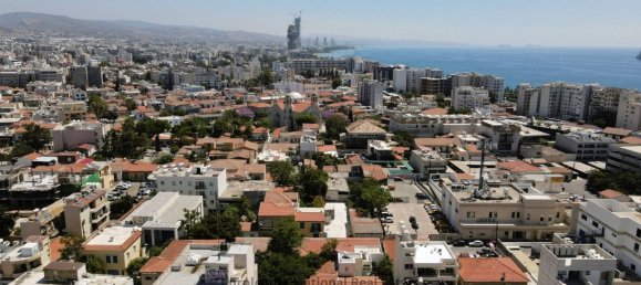 2 bedrooms Apartment in Limassol, Cyprus No. 22865 6